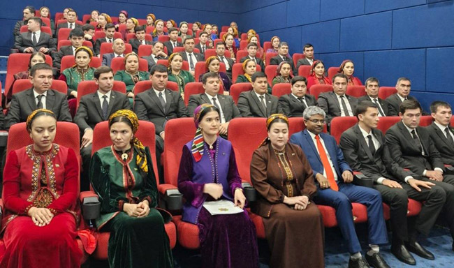 Ambassador Bandaru Wilsonbabu and Deputy Governor H.E. Mrs. Chemen Akyyeva inaugurated an 