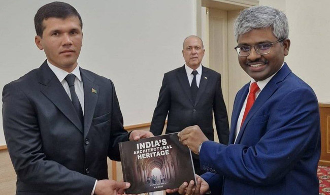 Ambassador Bandaru Wilsonbabu met Governor H.E. Mr. Dovranberdi Annaberdiyev and Mayor Mr. Artyk Bashimov in Mary.