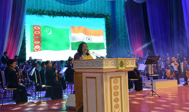 On the occasion of 18th PBD, Embassy organized a musical concert on 9 Jan 2025.