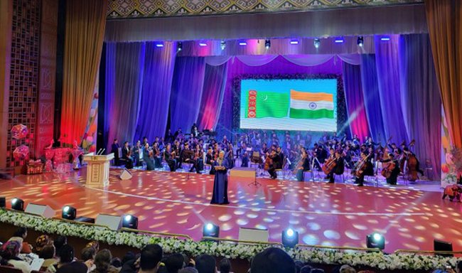 On the occasion of 18th PBD, Embassy organized a musical concert on 9 Jan 2025.